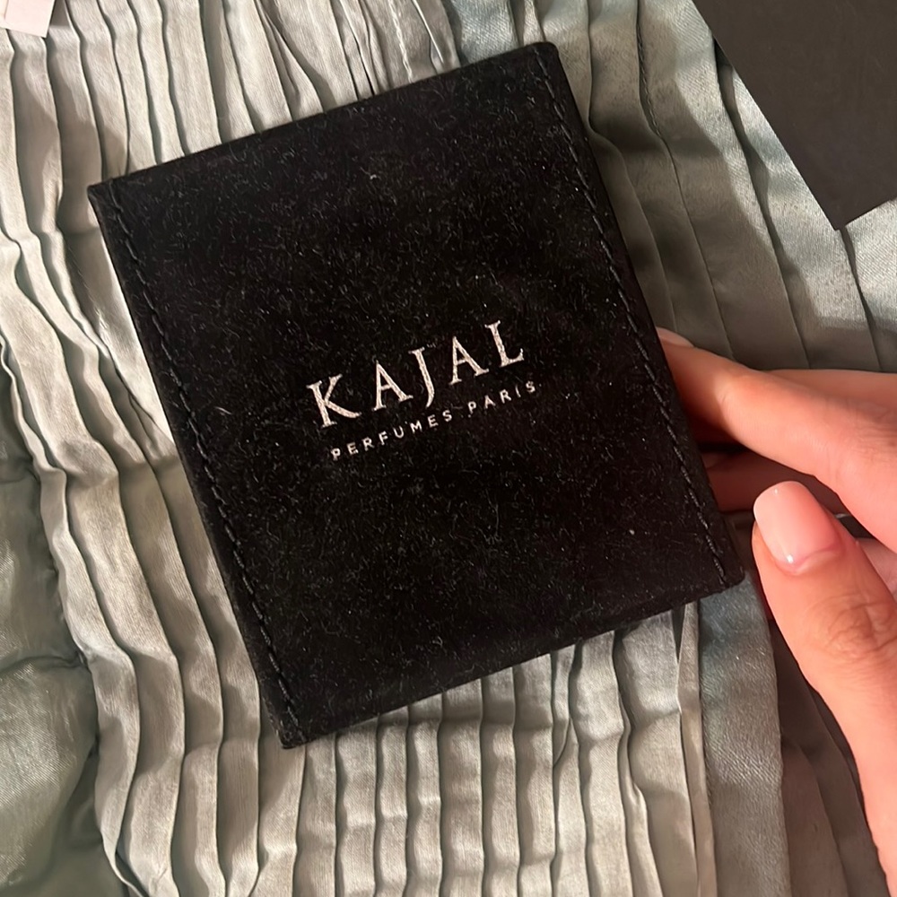 Kajal niche set